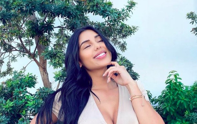 Kini dia memilih untuk pensiun dari OnlyFans. Dalam pengakuannya, dia tidak ingin mewajarkan platform eksplisit berhubungan dengan pekerja seks. Foto: dok. Instagram/@mia_francisss