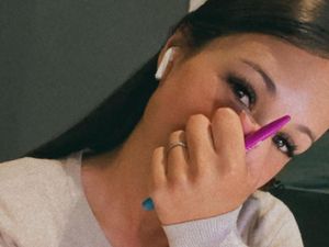 Stefan William Lagi Kangen, Perlihatkan Wajah Ria Andrews Tanpa Topeng