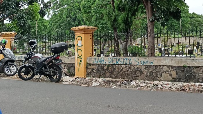 TKP Pengeroyokan anggota ormas di Jakbar hanya berjarak 10 meter dari Posko FBR