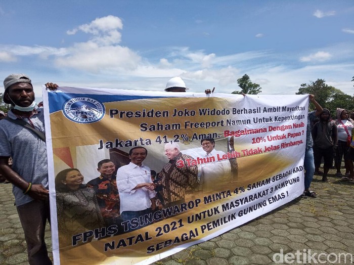 Warga dari tiga kampung di Tembagapura demo minta saham Freeport Warga dari tiga kampung di Tembagapura demo minta saham Freeport