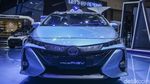 Wus! Toyota Prius PHEV Siap Wara-wiri Jadi Taksi Listrik