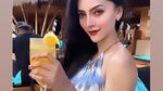 Gaya Cantik Angel Love, Aspri Baru Hotman Paris yang Suka Nongkrong di Kafe