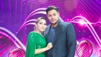 Salah kemesraan Ayu Ting Ting dan Ivan Gunawan. Foto: Instagram