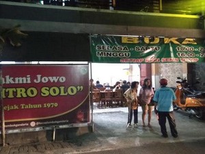Rasanya Spesial! 5 Warung Bakmi Jawa Ini Jadi Langganan Presiden