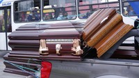 Seperti dilansir The Associated Press, Minggu (14/11), pihak berwenang menyatakan 68 orang narapidana tewas dan 25 lainnya luka-luka akibat insiden baku tembak di salah satu penjara di selatan kota pantai Guayaquil, Ekuador. Bentrokan antara geng narkoba yang disertai letusan tembakan itu terjadi pada Sabtu (13/11) waktu setempat.  