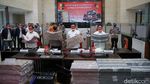 Bareskrim Pamer Duit Rp 217 M dari Pinjol Ilegal