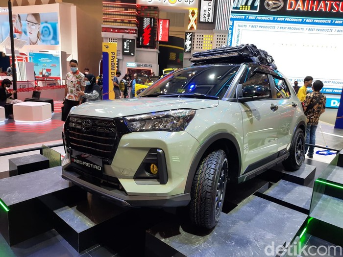 Daihatsu Rocky Neo Retro