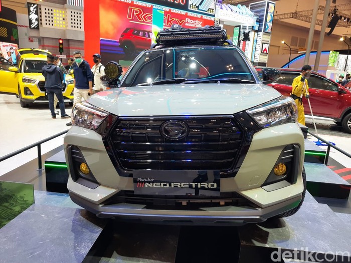 Daihatsu Rocky Neo Retro