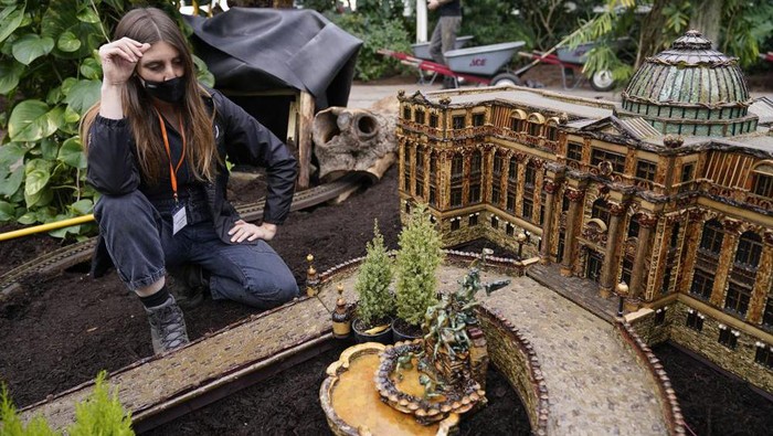 Dibalik Pertunjukan Miniatur di New York, Ada Landmark yang dibuat dari Tanaman Kering Dibalik Pertunjukan Miniatur di New York, Ada Landmark yang dibuat dari Tanaman Kering