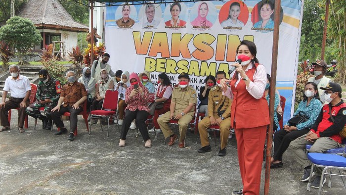 Berbagai cara dilakukan untuk mencapai herd immunity, salah satunya adalah dengan gencar melakukan vaksinasi. Seperti yang dilakukan Kowani ini.