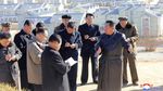 Gaya Kim Jong-Un Berjaket Kulit Usai Diisukan Meninggal