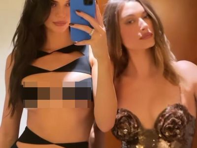 Gaya Kondangan Kendall Jenner dan 5 Seleb Lain yang Dianggap Terlalu Seksi