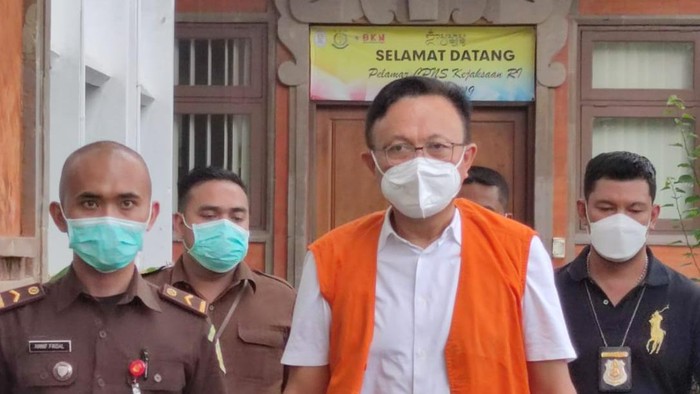 Mantan Sekda Buleleng segera diadili atas kasus suap Rp 16 miliar. (dok. Istimewa)