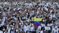 Sebelum konser dimulai, para peserta memberikan penghormatan kepada pendiri Sistem Nasional Orkestra dan Paduan Suara Pemuda dan Anak Venezuela, José Antonio Abreu, yang meninggal pada tahun 2018.