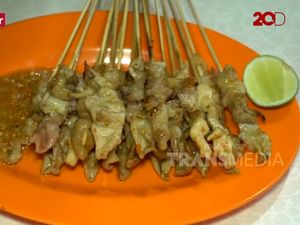 Bikin Laper! Keseruan Dimas Back Cicip Sate Taichan Cabe Ijo Pedas Nampol