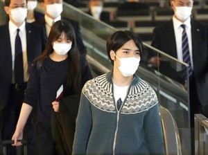 Putri Mako Setelah Keluar Istana: Pekerjaan Hingga Gayanya yang Lebih Santai