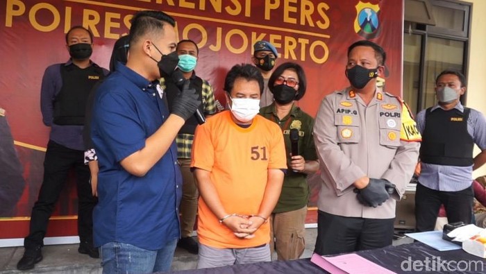 umroh murah dan investasi bodong di mojokerto