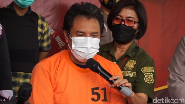 umroh murah dan investasi bodong di mojokerto