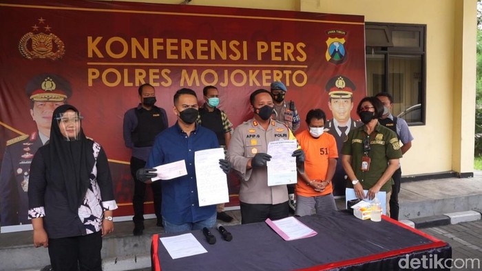 umroh murah dan investasi bodong di mojokerto