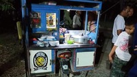 Sebelum menghilang, anto sempat meracik 3 mangkok bakso. (Foto: dok Istimewa)