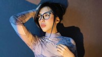 Tapi tidak ada yang tahu bahwa Angela Lorenza sudah punya pacar. (Foto: dok instagram)