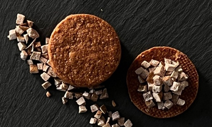 Camilan Mewah, Biskuit Isi Truffle Ini Satu Buah Harganya Rp 1,6 Juta Camilan Mewah, Biskuit Isi Truffle Ini Satu Buah Harganya Rp 1,6 Juta