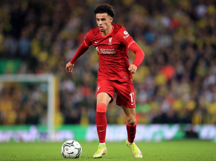 NORWICH, ENGLAND - SEPTEMBER 21: Curtis Jones of Liverpool during the Carabao Cup Third Round match between Norwich City and Liverpool at Carrow Road on September 21, 2021 in Norwich, England. (Photo by Stephen Pond/Getty Images)