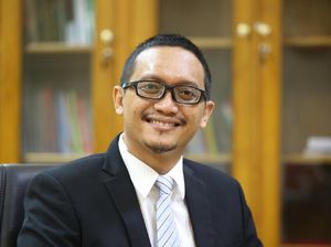 Pakar Unair Masuk Top 0,1% Dunia Bidang Bakteri Maag dan Kanker Lambung
