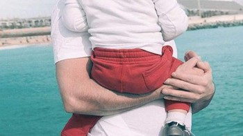 Ada yang bisa menebak di mana posisi kepala anak yang digendong? Foto: reddit.com/confusing_perspective