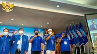 Semangat AHY Presiden disambut hangat oleh Ketua Umum Partai Demokrat AHY yang hadir langsung dan menyapa secara virtual dari Amerika. AHY mengaku ingin datang kembali ke Bali, namun karena harus berada di Amerika menunggu sang ayah SBY sehingga tidak bisa hadir di acara Musda. 
