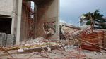 Penampakan Gedung SMAN 96 Jakarta yang Roboh