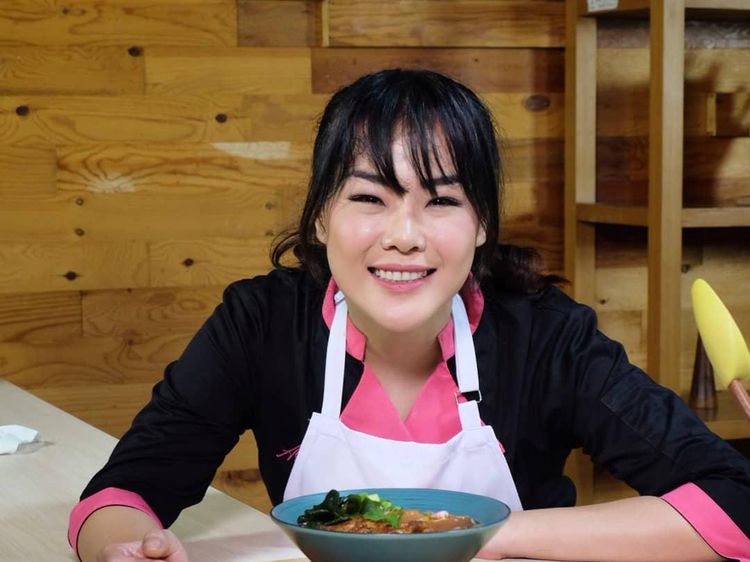 Intip Serunya Chef Aiko Saat Masak Seru Sambil Piknik Bareng Suami