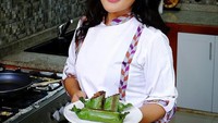 Di samping kejadian yang dialaminya, Chef Aiko adalah praktisi kuliner yang punya hobi masak. Ia dikenal sering mengolah berbagai masakan, salah satunya nasi bakar yang sedang ia pamerkan lewat Instagramnya ini.  Foto: Instagram @aiko_sarwosri