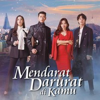 Sesuai judulnya, Hyun Bin dan Son Ye Jin langsung cinlok setelah syuting. Pasangan Crash Landing On You itu tengah menantikan kelahiran anak pertama mereka. Foto: dok. Twitter kdrama_menfess