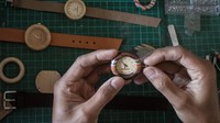 Jam tangan kayu tersebut telah dipasarkan ke negara Inggris, Prancis, dan Belgia.