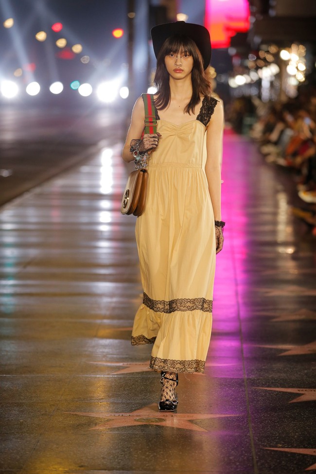 Gucci memamerkan busana terbarunya yang bertajuk Gucci Love Parade untuk koleksi Spring/Summer 2022. Foto: dok. Gucci.