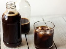 Lebih Sehat Kopi Panas atau Kopi Dingin? Ini Kata Pakar