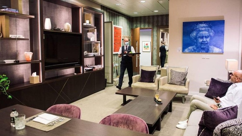 Lounge mewah di Bandara Heathrow Lounge mewah di Bandara Heathrow