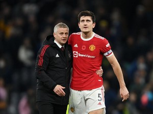 Solskjaer: Maguire Panutan, Bakal Bungkam Kritik