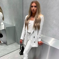 Mitch kini telah menjadi wanita seutuhnya. Fitur wajahnya tampak feminin. Foto: dok. Instagram