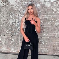 Mitch kini telah menjadi wanita seutuhnya. Fitur wajahnya tampak feminin. Foto: dok. Instagram