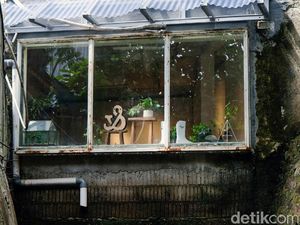 Pemkot Jaksel Minta Pemilik Bongkar Kafe di Atas Saluran Air Kemang Utara