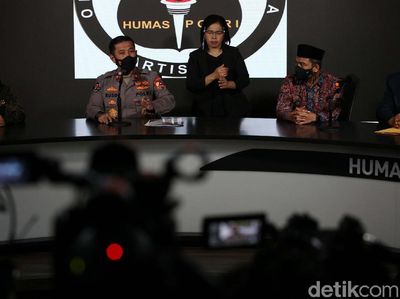 Polisi Beberkan Penangkapan Farid Okbah dan Zain An-Najah