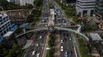 Potret Udara Progres Pembangunan JPO Kapal Pinisi Sudirman