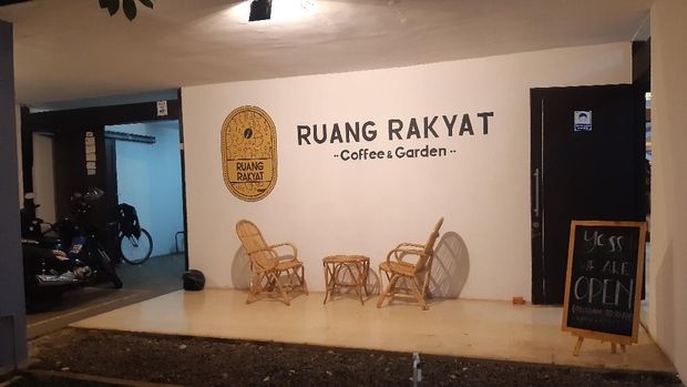 Ruang Rakyat Coffee & Garden di Bogor