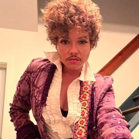 Aksi tersebut lantas menimbulkan kegeraman publik di media sosial. Menjijikkan! Aku rasa keduanya mengalami gangguan jiwa, tulis seorang netizen. (Foto: Instagram/@sophiaurista)