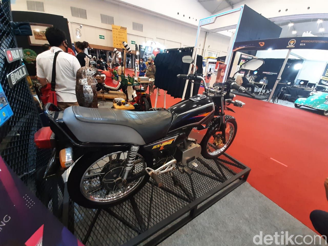 Yamaha RX-King disulap jadi motor listrik