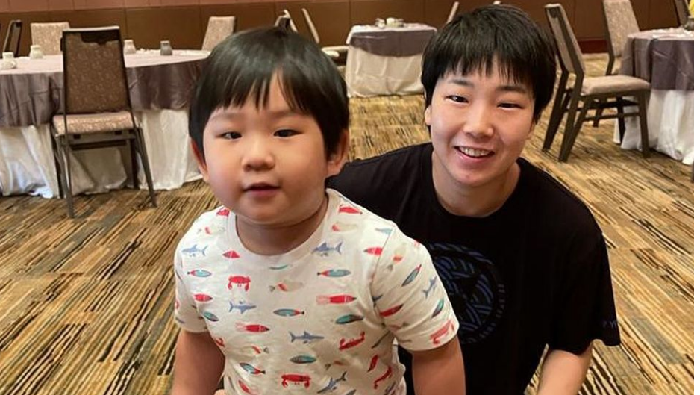 Akane Yamaguchi saat foto bareng Marcus Junior