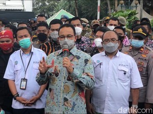 Buruh Tuntut Kenaikan Upah, Anies Janjikan Transportasi-Pangan Murah
