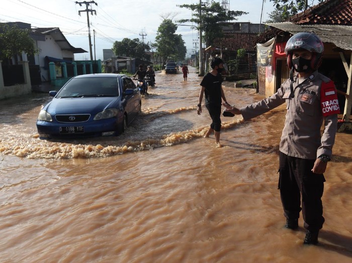 Banjir di Cikancung Kabupaten Bandung